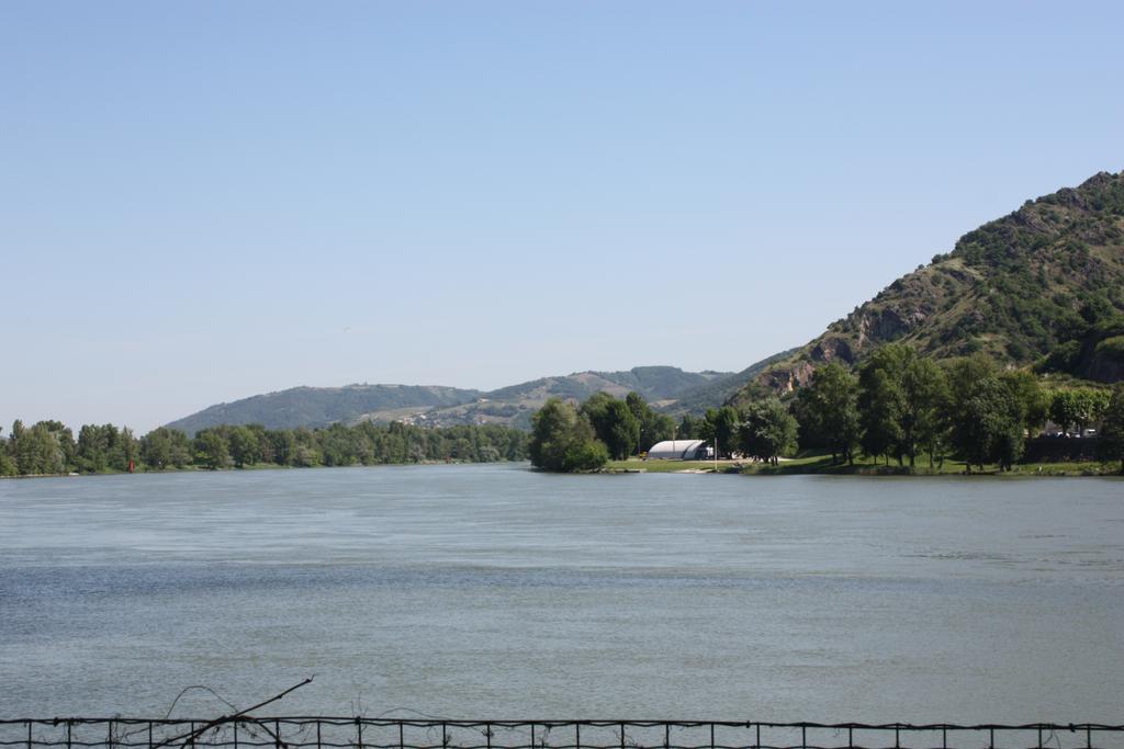 Camping Le Rhone Tournon-sur-Rhone Exteriér fotografie