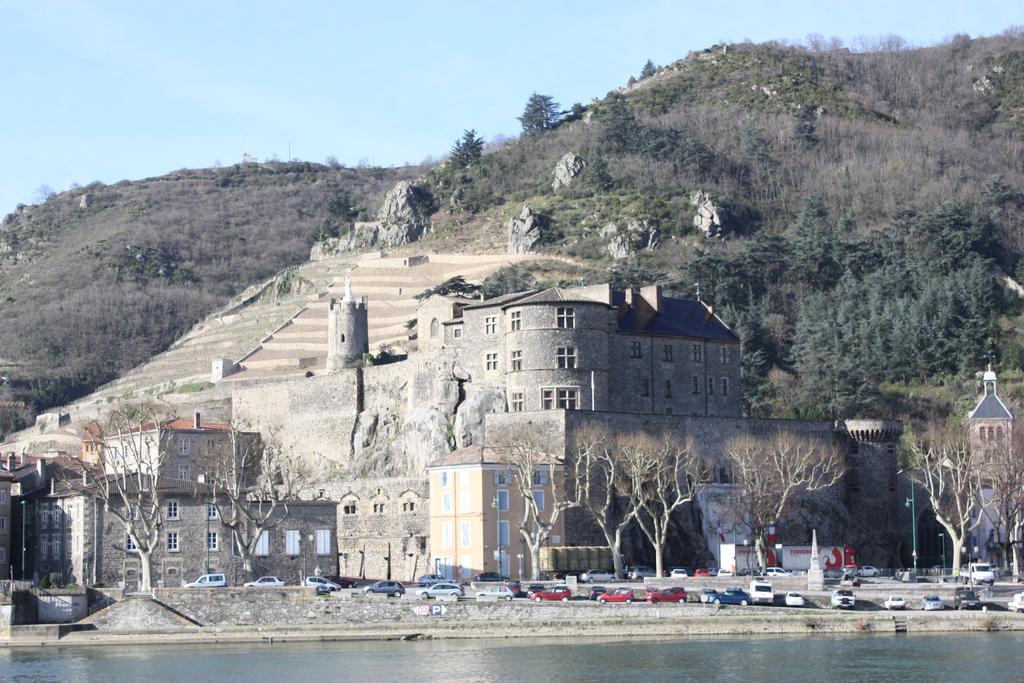 Camping Le Rhone Tournon-sur-Rhone Exteriér fotografie